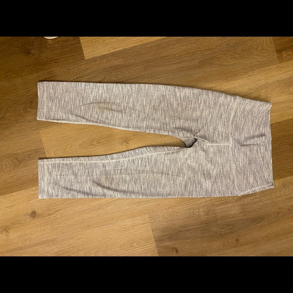 Lululemon Wunder Unders Crop Size 4